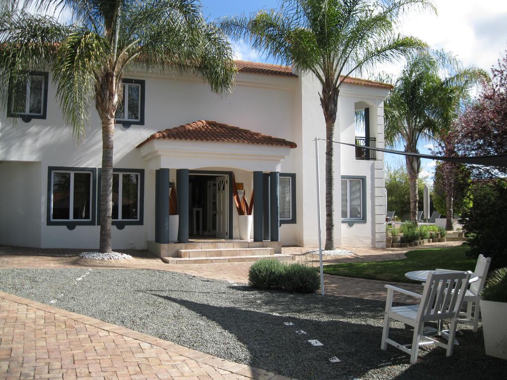 Pictures Guest House Boutique Hotel Oudtshoorn Luaran gambar