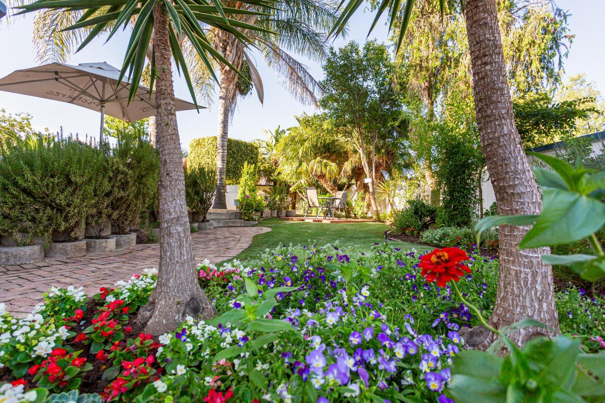 Pictures Guest House Boutique Hotel Oudtshoorn Luaran gambar